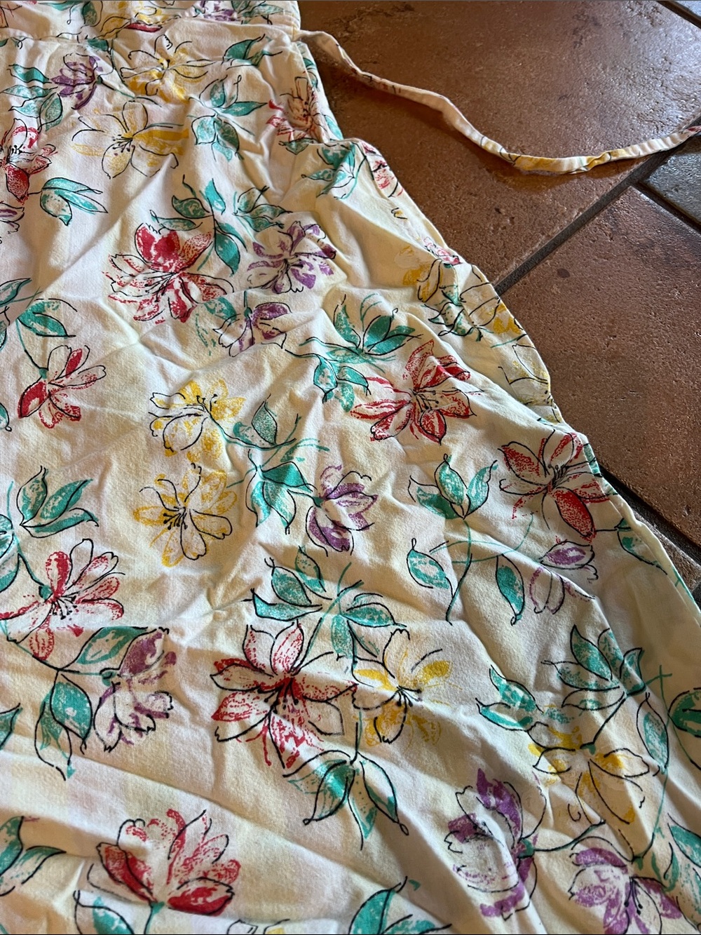 VINTAGE FLORAL SLEEVELESS DRESS - Picture 4 of 8